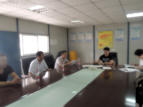 公司定期組織項(xiàng)目管理人員開(kāi)展安全與質(zhì)量巡察